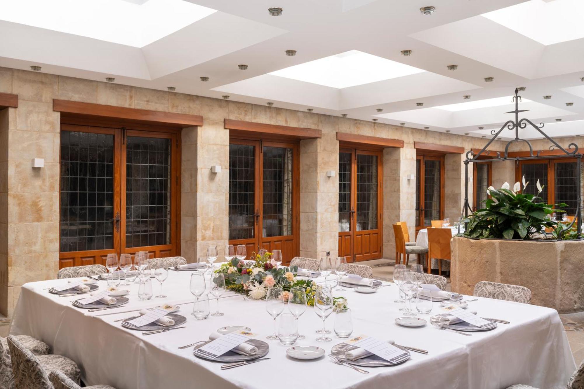 Parador De Santo Domingo de la Calzada Kültér fotó