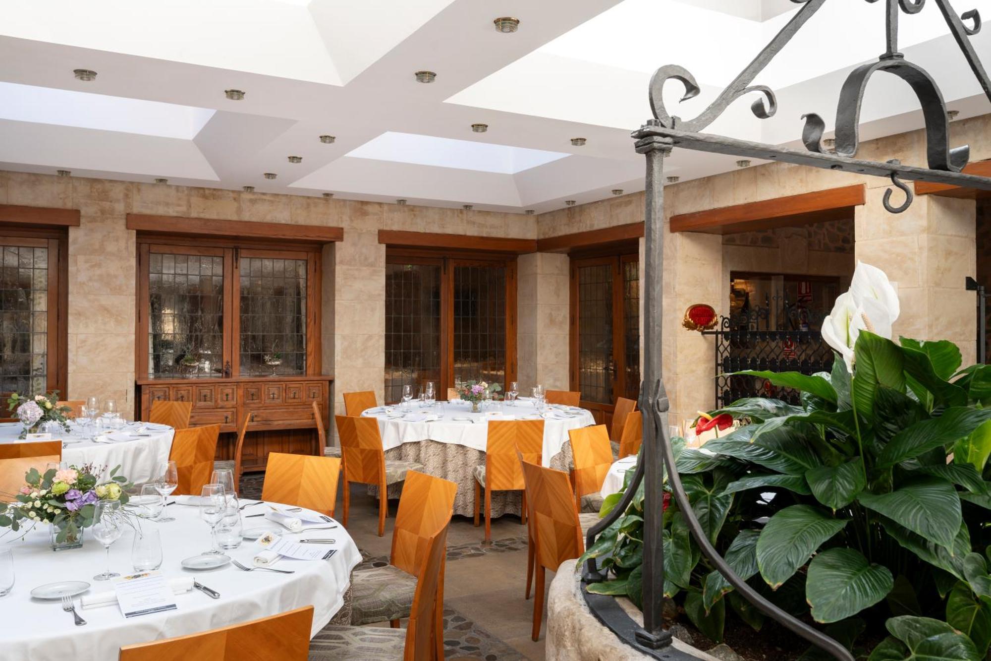 Parador De Santo Domingo de la Calzada Kültér fotó